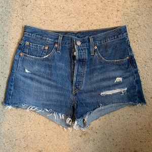 Levi jean shorts
